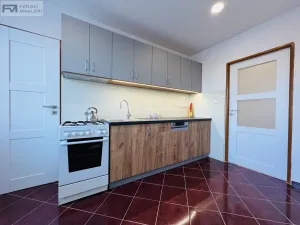 Pronájem bytu 2+1, Ostrava, Srbská, 56 m2