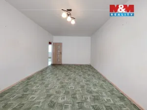 Prodej bytu 3+1, Klášterec nad Ohří - Miřetice u Klášterce nad Ohří, Luční, 71 m2