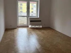 Pronájem bytu 1+1, Praha - Košíře, Košířské náměstí, 47 m2