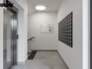 Prodej bytu 1+kk, Kladno - Dubí, Ke křížku, 31 m2