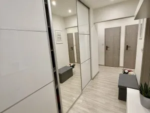 Pronájem bytu 2+1, Hradec Králové - Pražské Předměstí, U Koruny, 65 m2