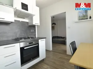 Pronájem bytu 1+1, Hradec Králové - Věkoše, Truhlářská, 35 m2