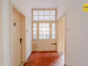 Prodej bytu 2+1, Opava, Hobzíkova, 68 m2