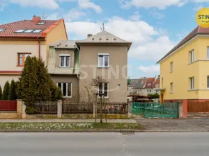 Prodej bytu 2+1, Opava, Hobzíkova, 68 m2