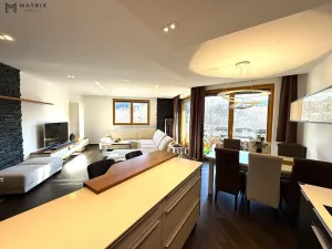 Pronájem bytu 3+kk, Praha - Liboc, Naardenská, 126 m2