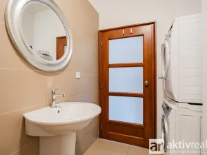 Pronájem bytu 5+kk, Praha - Vinohrady, Perucká, 180 m2