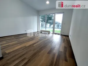 Pronájem bytu 1+kk, Otrokovice, tř. Spojenců, 36 m2