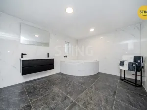 Prodej bytu 3+1, Český Těšín, Ropická, 98 m2