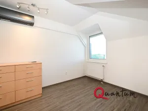 Pronájem bytu 3+kk, Praha - Libeň, Kovanecká, 77 m2