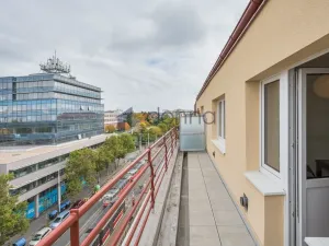 Pronájem bytu 2+kk, Praha, Hartigova, 47 m2