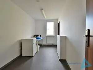 Pronájem kanceláře, Nová Paka, Pražská, 20 m2