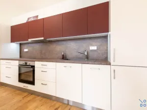 Pronájem bytu 2+kk, Praha - Modřany, Komořanská, 60 m2