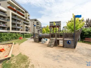 Pronájem bytu 2+kk, Praha - Modřany, Komořanská, 60 m2