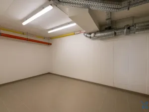 Pronájem bytu 2+kk, Praha - Modřany, Komořanská, 60 m2