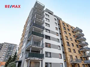 Pronájem bytu 1+kk, Praha - Horní Měcholupy, Padovská, 35 m2