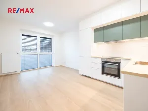 Pronájem bytu 2+kk, Hořovice, Pšeničná, 43 m2