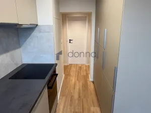 Pronájem bytu 3+kk, Praha, Angelovova, 70 m2
