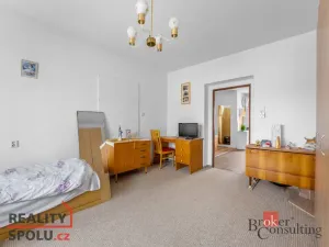 Prodej bytu 2+kk, Dvůr Králové nad Labem, Klazarova, 40 m2