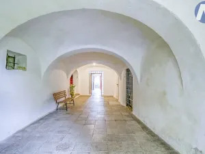 Prodej činžovního domu, Husinec, Jeronýmova, 400 m2