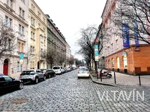 Pronájem bytu 2+kk, Praha - Bubeneč, Jaselská, 48 m2