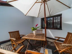 Pronájem rodinného domu, Dobrovice - Úherce, 180 m2