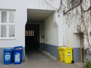 Pronájem garážového stání, Brno - Zábrdovice, Stará, 14 m2