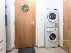 Pronájem bytu 1+kk, Praha, Ke kříži, 26 m2