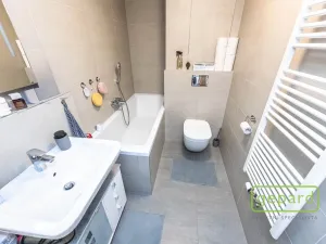 Pronájem bytu 1+kk, Praha, Ke kříži, 26 m2