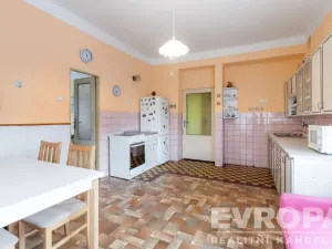 Prodej rodinného domu, Telč - Telč-Štěpnice, Slavatovská, 240 m2