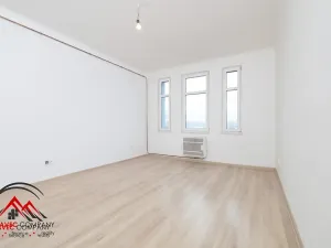 Pronájem bytu 2+1, Ostrava, Mariánskohorská, 55 m2