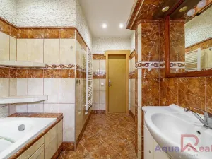 Prodej vícegeneračního domu, Františkovy Lázně, 201 m2