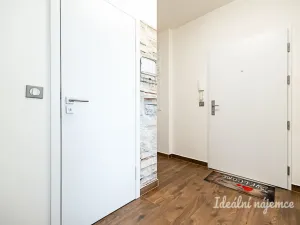 Pronájem bytu 4+kk, Praha - Strašnice, Zvěřinova, 112 m2