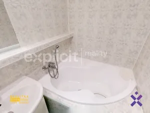 Pronájem bytu 2+1, Zlín - Malenovice, Husova, 48 m2