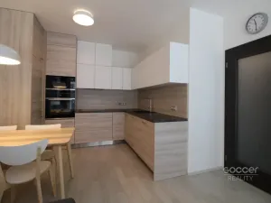 Pronájem bytu 2+kk, Praha - Karlín, U Mlýnského kanálu, 55 m2