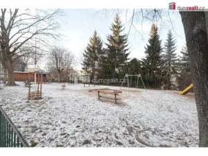 Pronájem bytu 3+1, Praha - Břevnov, Pod Královkou, 65 m2