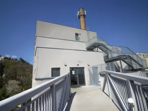 Pronájem bytu 1+kk, Praha - Smíchov, Křížová, 40 m2