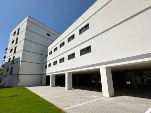 Pronájem garážového stání, Plzeň, Pilařská, 12 m2