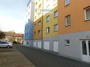 Pronájem bytu 1+1, Plzeň - Skvrňany, Malesická, 39 m2