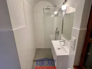 Pronájem bytu 1+kk, Jindřichův Hradec, Kostelní, 36 m2