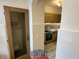 Pronájem bytu 1+kk, Jindřichův Hradec, Kostelní, 36 m2