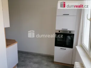 Pronájem bytu 2+1, Karlovy Vary - Stará Role, Janáčkova, 61 m2