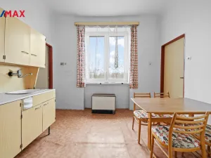 Prodej bytu 2+1, Meziměstí, Školní, 73 m2