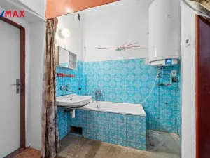 Prodej bytu 2+1, Meziměstí, Školní, 73 m2