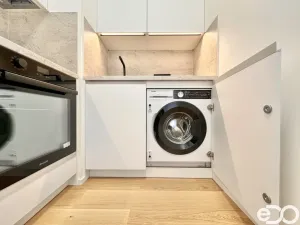 Pronájem bytu 3+kk, Praha, Ujgurská, 57 m2