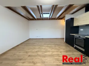 Pronájem bytu 2+kk, Brno, Mlaty, 60 m2