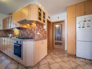 Prodej bytu 3+1, České Budějovice - České Budějovice 5, tř. Čsl. legií, 76 m2