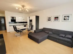 Pronájem bytu 2+kk, Praha - Letňany, Chlebovická, 56 m2