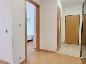 Pronájem bytu 2+kk, Praha - Letňany, Chlebovická, 56 m2