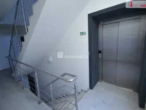 Pronájem bytu 2+kk, Praha - Košíře, Tůmova, 66 m2