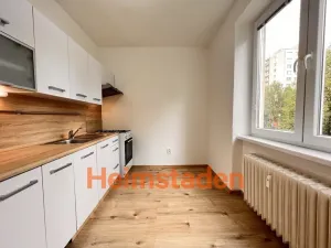Pronájem bytu 2+1, Karviná - Nové Město, Holubova, 51 m2